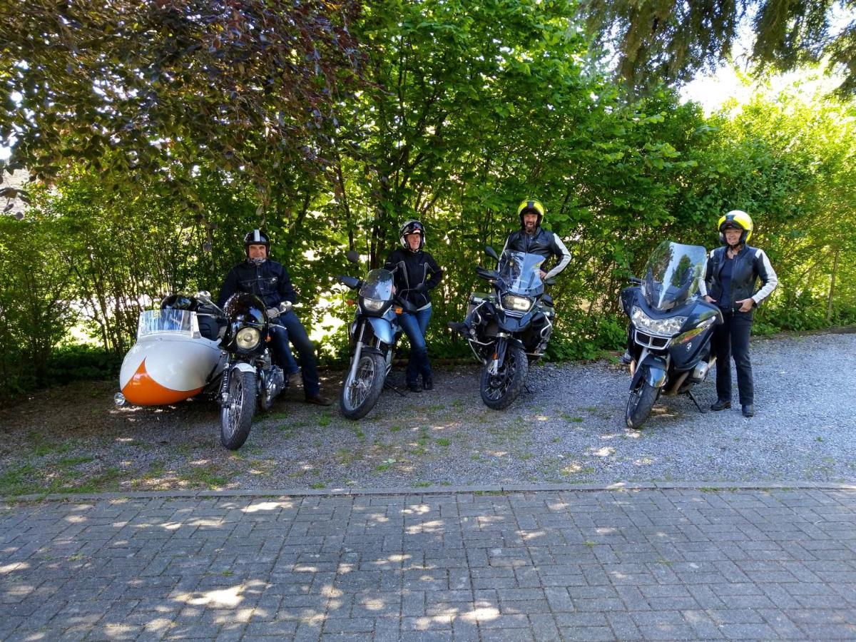 B&B Des4Seigneurs Gedinne Exterior foto